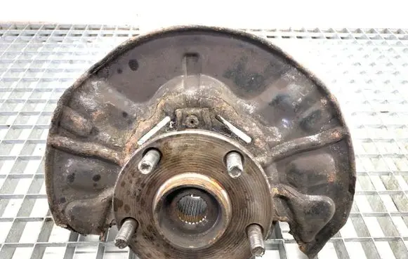Toyota Corolla E120 E130 Front wheel hub spindle knuckle
