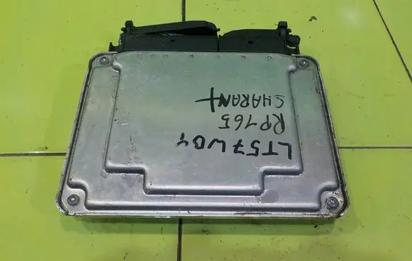 Volkswagen Sharan Engine control unit/module 0281012932 RP165