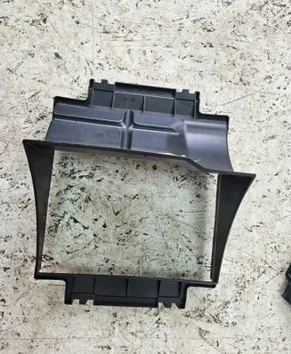 Mercedes-Benz C W205 Brake cooling air channel/duct A2055052830