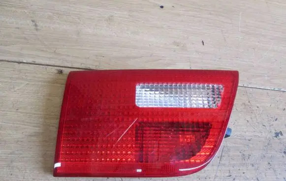 BMW X5 E53 Tailgate rear/tail lights 8409011 251507 NE594P
