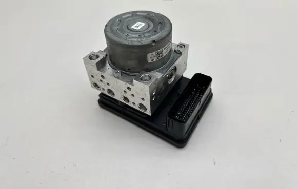 Opel Corsa F ABS Pump 9860815280