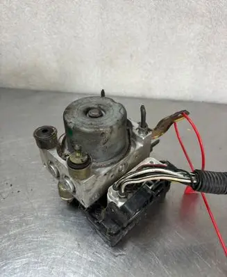 Toyota Yaris Master brake cylinder