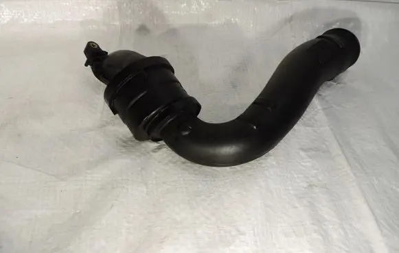 Ford Kuga III Air intake duct part JG916C646AC