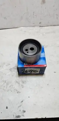 Nissan Bluebird Timing belt tensioner 217H4B VKM72320