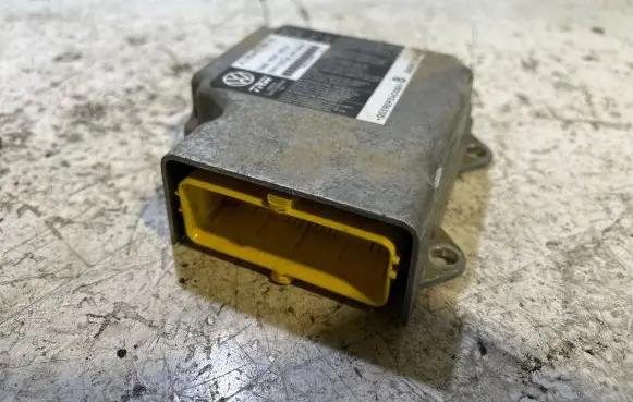 Seat Leon (1P) Airbag control unit/module 5N0959655A 391135 19H13S1815