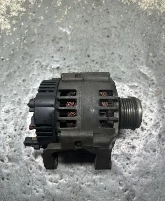 Renault Megane I Generator/alternator 8200054588 2542466A