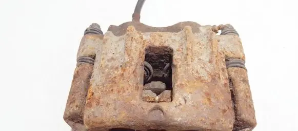 Iveco Daily 35.8 - 9 Front brake caliper