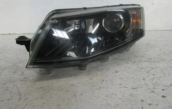 Skoda Octavia Mk3 (5E) Headlight/headlamp 5E1941015B