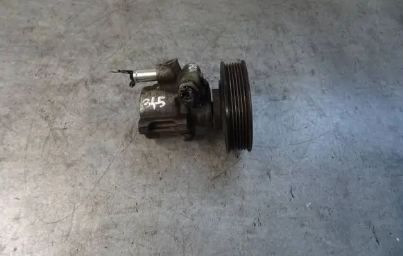 Seat Ibiza II (6k) Power steering pump 030145157 26046395