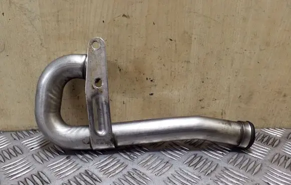 Nissan Qashqai EGR valve line/pipe/hose 506623