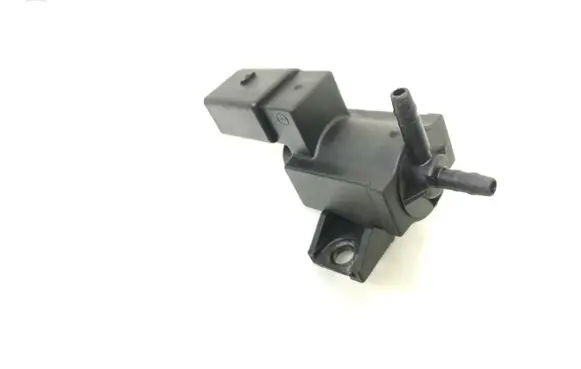 Volkswagen PASSAT B6 Valve vacuum 037906283D 72809800