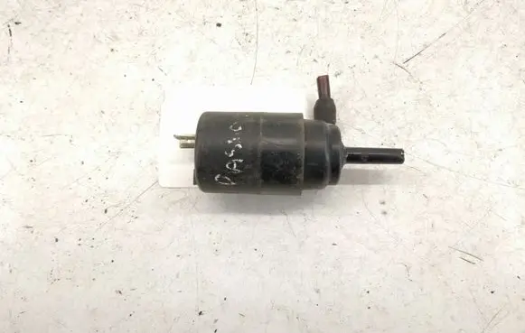 Volkswagen Golf III Windshield washer spray nozzle 171955651