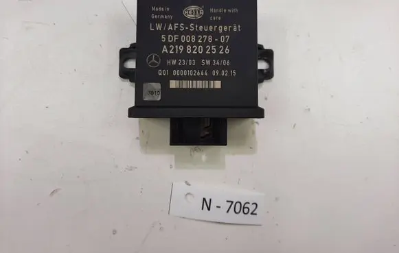 Mercedes-Benz R W251 Light module LCM A2198202526