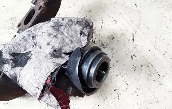 Cadillac BLS Turbo system vacuum part 72345513