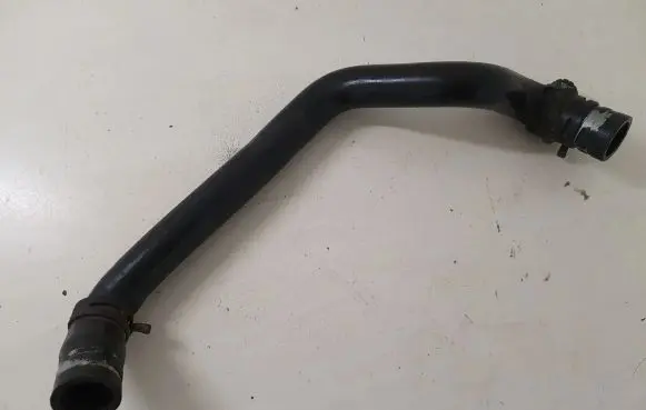 Ford C-MAX I Engine coolant pipe/hose