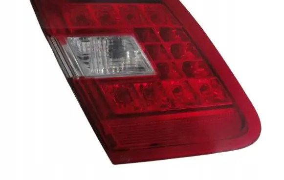 Mercedes-Benz E W212 Tailgate rear/tail lights A2128200764