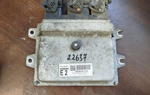 Nissan Qashqai Engine control unit/module mec940240 mec940-240