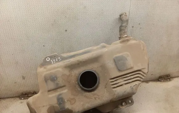 Mitsubishi Colt Fuel tank MR978279