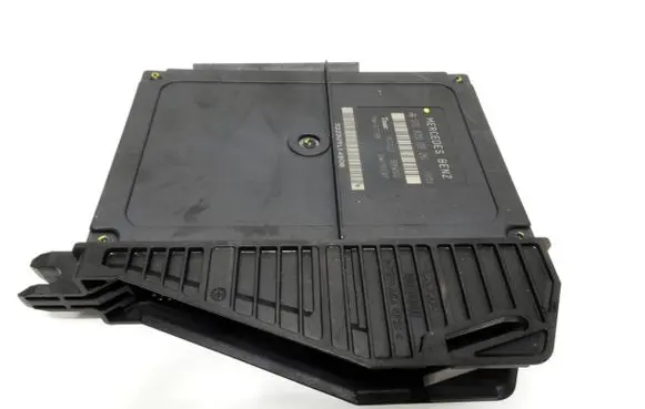 Mercedes-Benz SLK R170 Central body control module 1708200926 353223