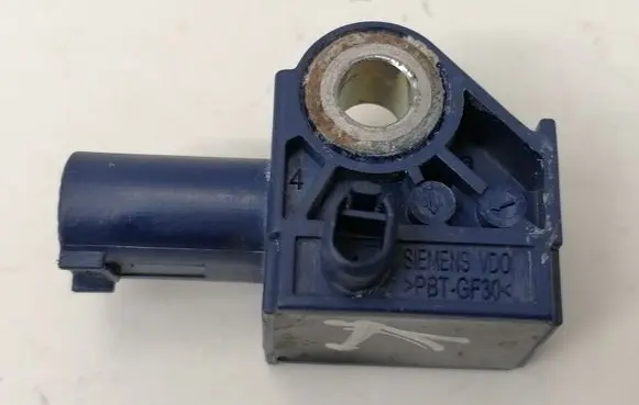 Mercedes-Benz E W212 Airbag deployment crash/impact sensor a2128204926