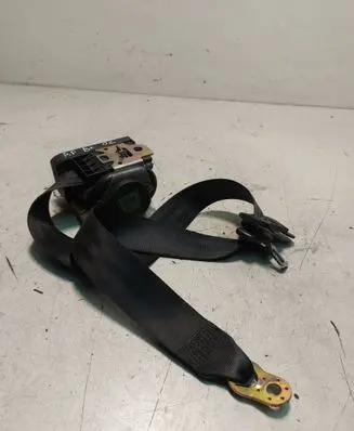 Volkswagen PASSAT B5.5 Front seatbelt 3B1857706D 240103