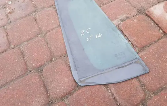 Opel Zafira C Sliding door window/glass OPLEXSZYBA83