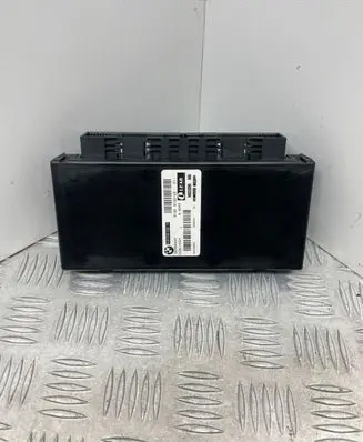 BMW 5 E60 E61 Comfort/convenience module 532256939 9133143