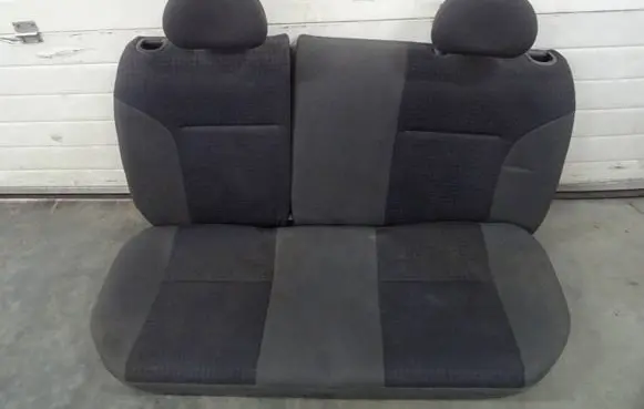 Opel Corsa C Second row seats 