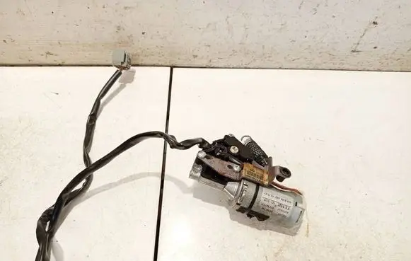 Volvo S60 Seat adjustment motor 9208744 5705472k