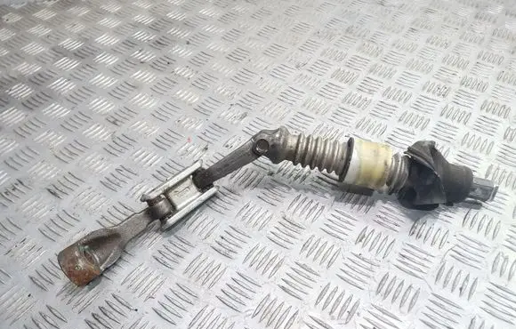 Mercedes-Benz C W203 Steering column universal joint 00M06 2104620748