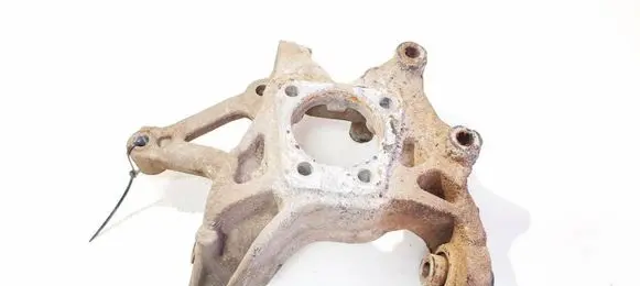 Rear wheel hub