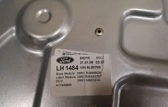 Ford Focus C-MAX Rear window lifting mechanism without motor A11849865