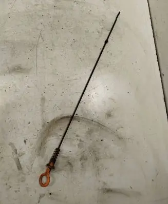 Oil level dip stick