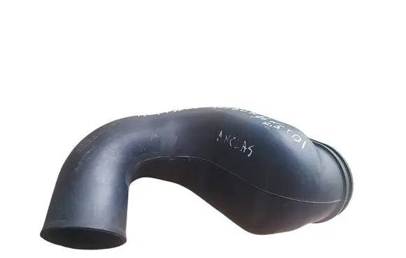 Mitsubishi Pajero Air intake hose/pipe MD165106