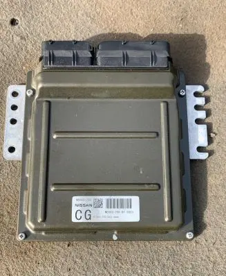 Nissan Murano Z50 Engine control unit/module MEC63750