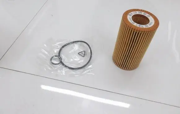 Mercedes-Benz S W220 Oil sump strainer pipe A11218440025