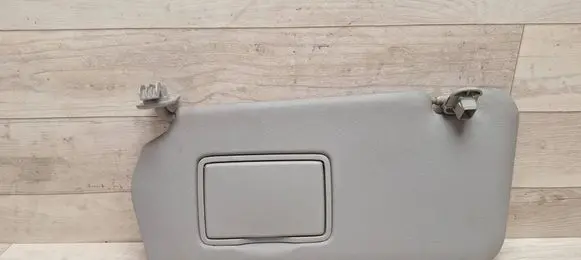 Mazda 5 Sun visor