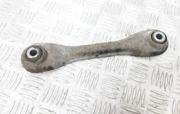 Rear control arm