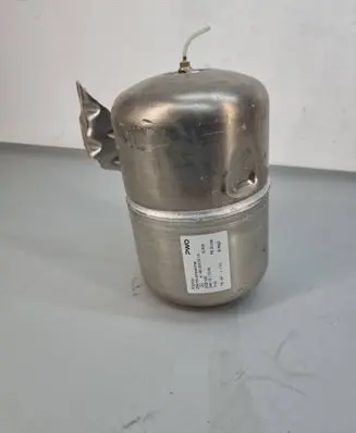 Mercedes-Benz GLE (W166 - C292) Air suspension tank/reservoir A1663200015