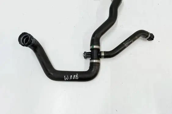 Mercedes-Benz CLA C118 X118 Engine coolant pipe/hose A2475010358