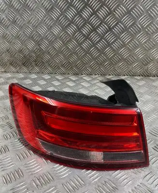 Rear/tail lights