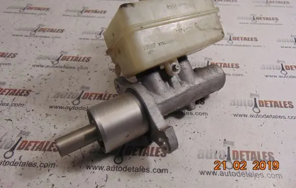 Mercedes-Benz B W245 Master brake cylinder A1694300202