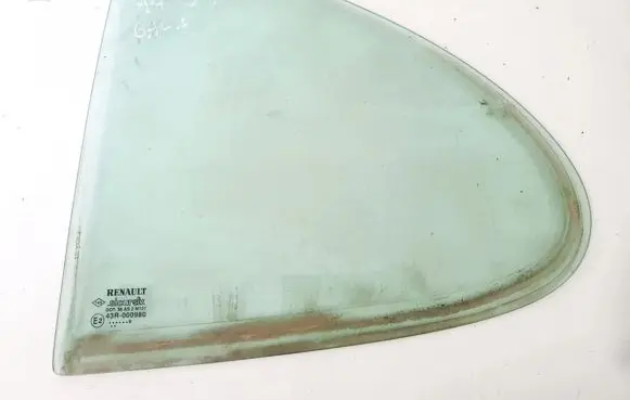 Rear vent window glass