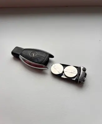 Mercedes-Benz C W204 Ignition key/card 220280011 433.92