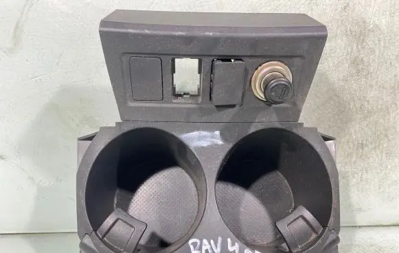 Toyota RAV 4 (XA30) Cup holder 5562542020 5883742010