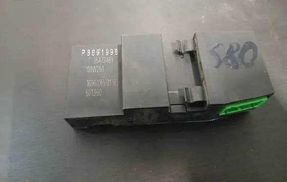 Volvo S80 ESP (stability system) control unit P8691998 35472489