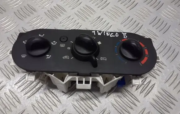 Renault Twingo II Interior fan control switch 
