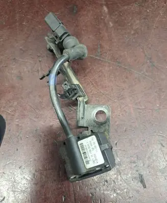 Audi A8 S8 D3 4E Acceleration sensor 4E0616576K 15179200662