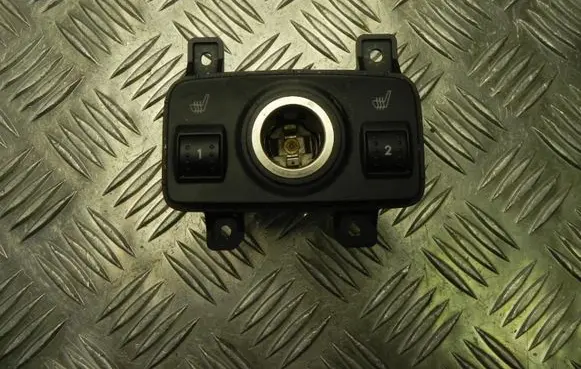 Ford Focus Seat heating switch CM5T19K314BA T1700