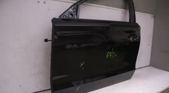 Audi A8 S8 D4 4H Front door